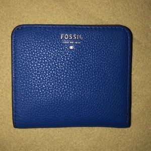 Small blue fossil bifold wallet